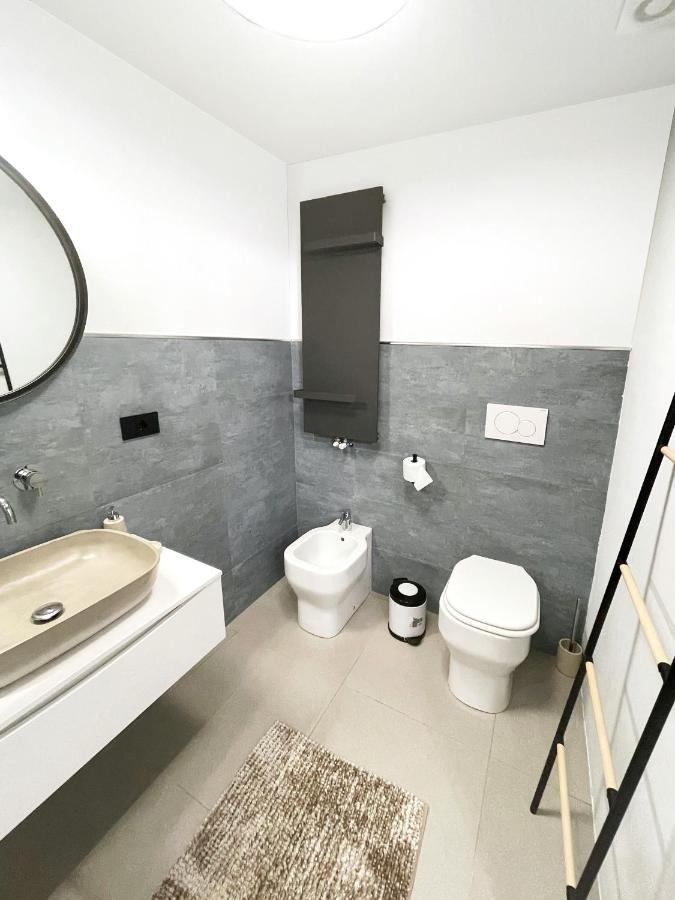 Porta Susa X6 - Freeparking Wi-Fi E Netflix Apartment Torino Exterior foto